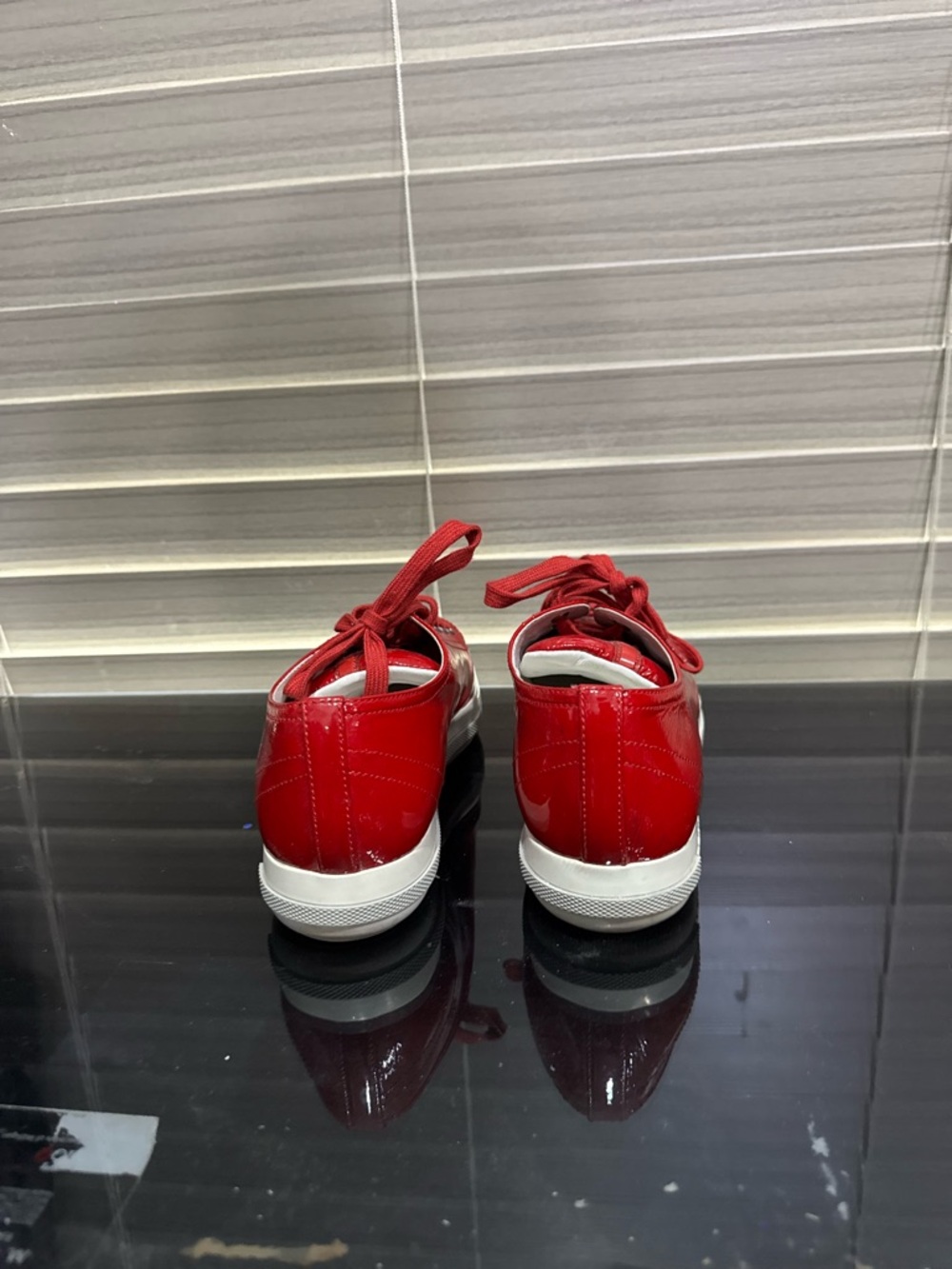 Prada Downtown Red patent leather trainers - Picture 4 of 5